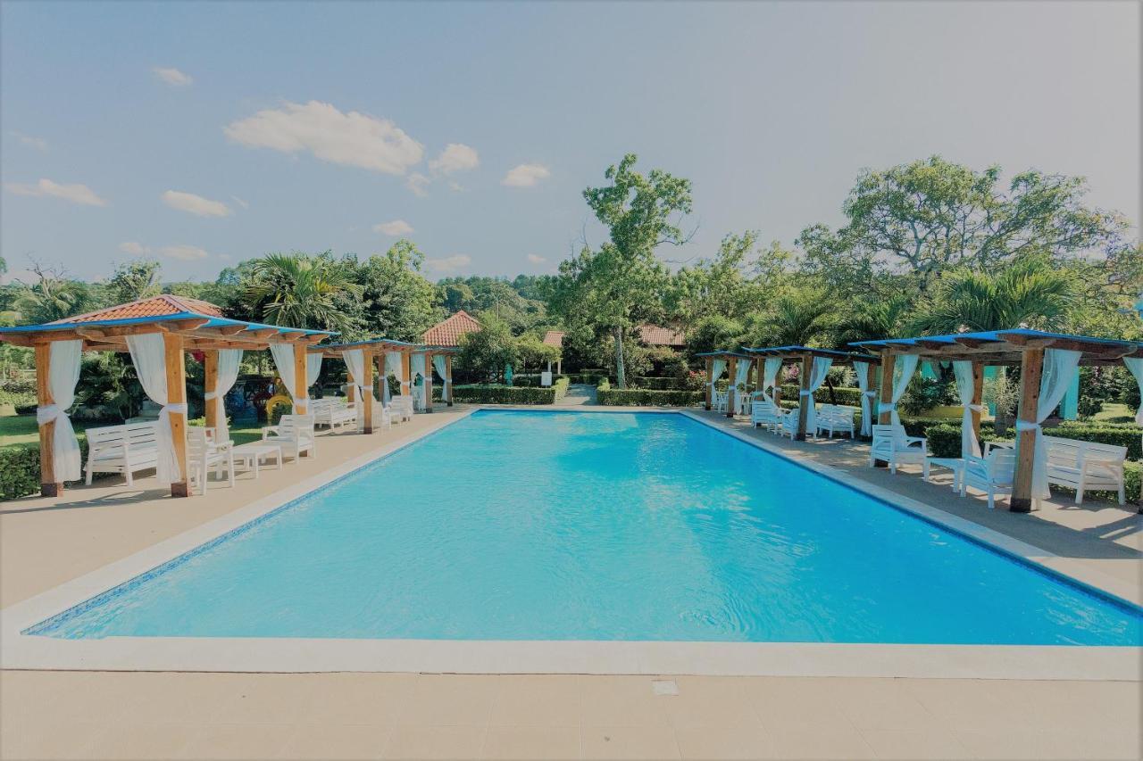 Bonao Rancho Guacamayos Hotel & Restaurantes מראה חיצוני תמונה