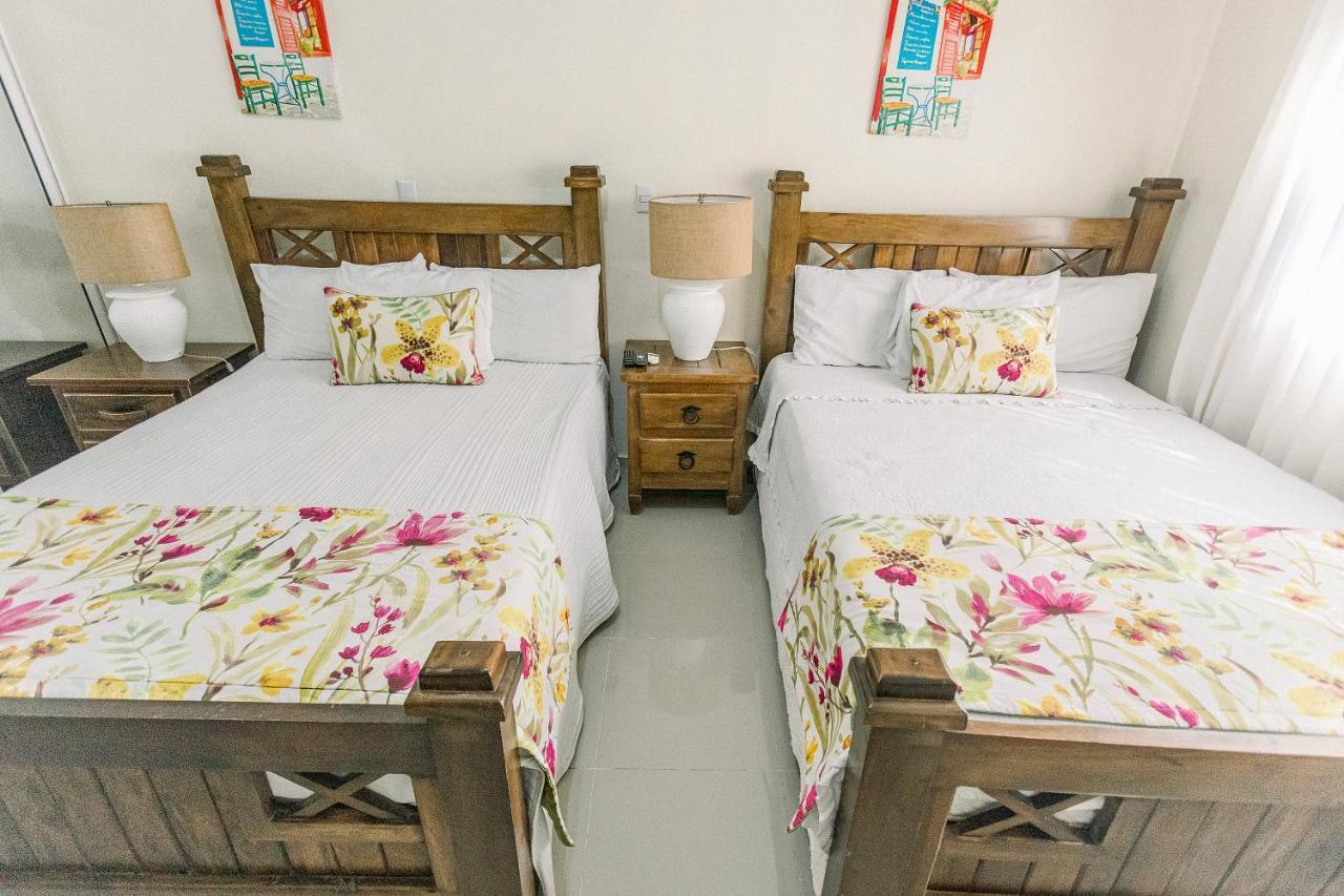 Bonao Rancho Guacamayos Hotel & Restaurantes מראה חיצוני תמונה