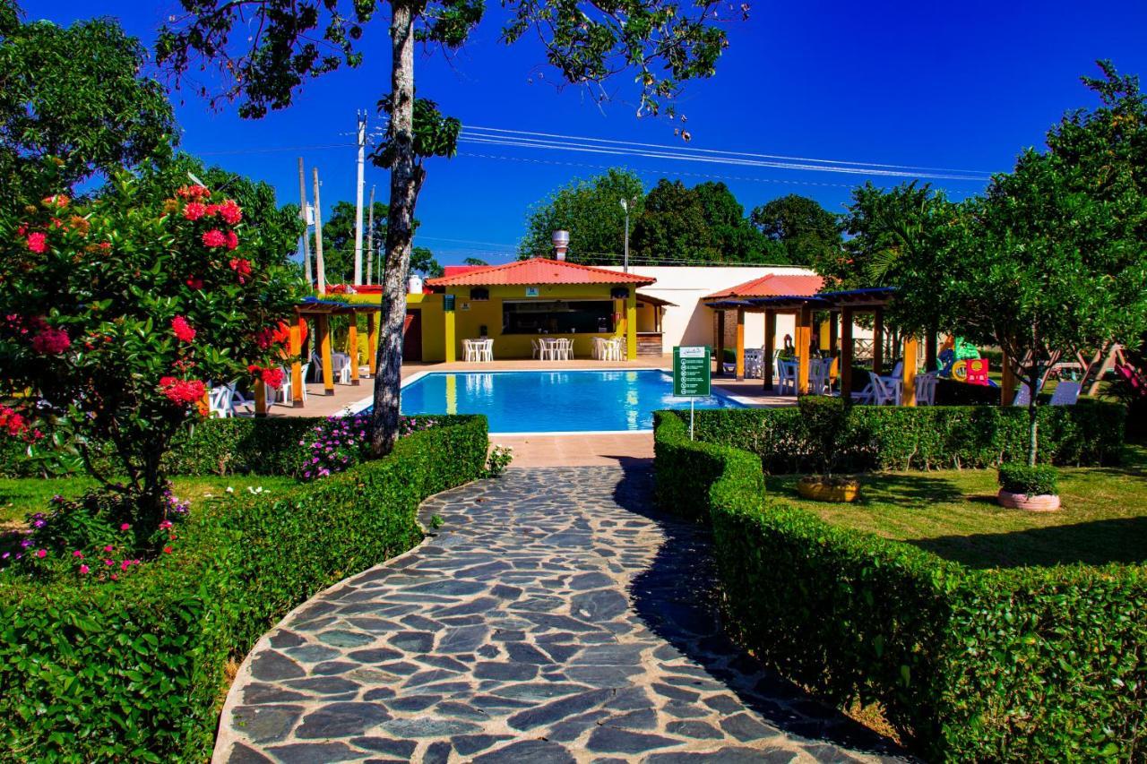 Bonao Rancho Guacamayos Hotel & Restaurantes מראה חיצוני תמונה